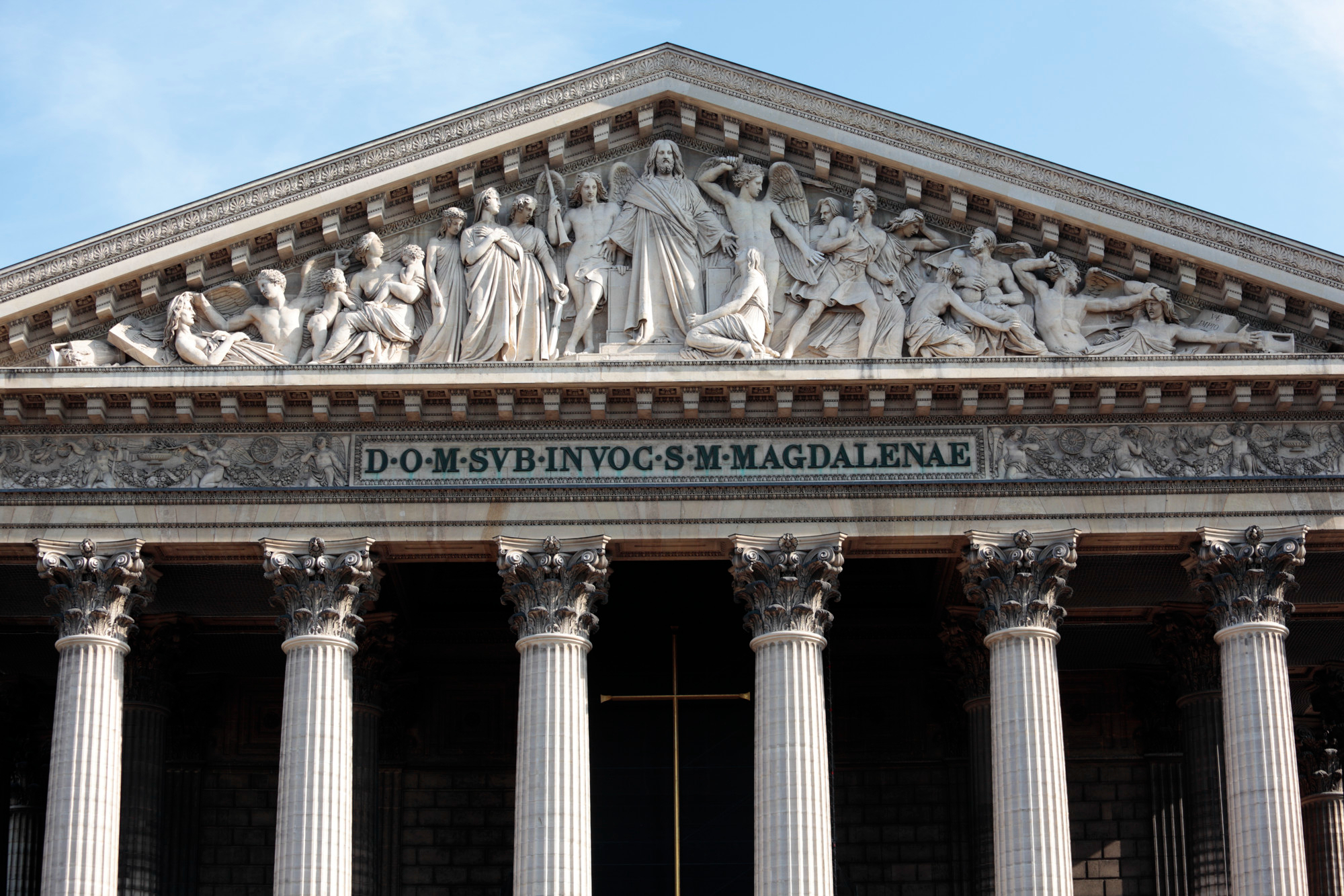 Classical Roman architecture representing the Ancient Roman Government